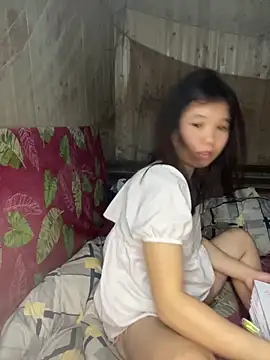 Ngoc-bbi online show from 04-04-26, 01:59