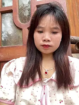 Ngoc-bbi online show from 06-25-26, 07:46