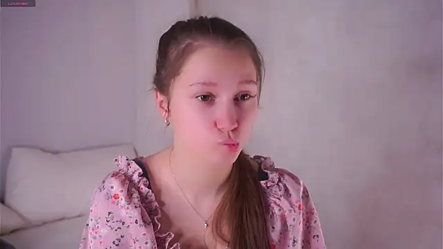 MelaniSeiver online show from 02-15-26, 01:02