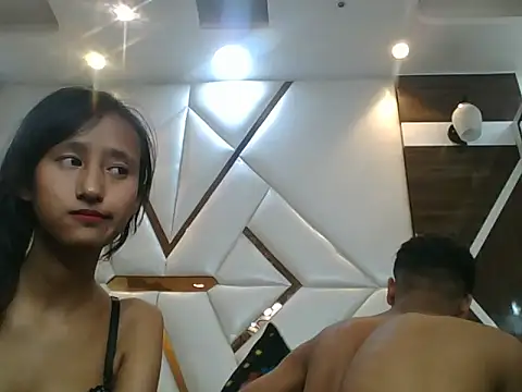 Snapshot of lily_9900 chatting on 10-12-25, 03:33 lily 9900 online show from 10-12-25, 03:33