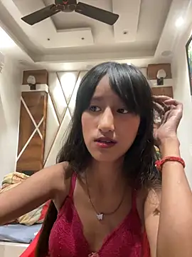 Snapshot of lily_9900 chatting on 11-05-25, 07:14 lily 9900 online show from 11-05-25, 07:14