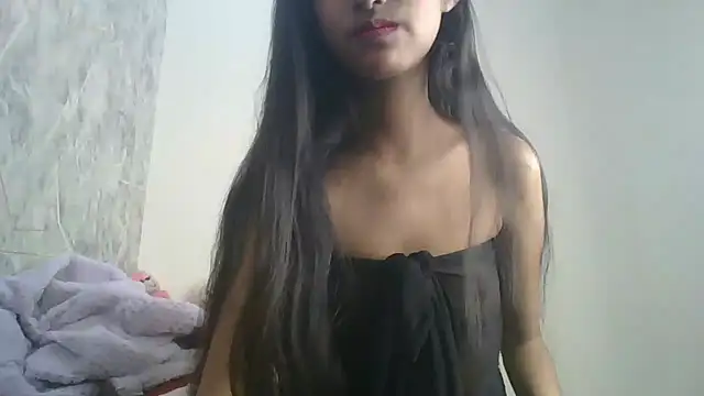 Snapshot of lily_9900 chatting on 12-21-25, 06:26 lily 9900 online show from 12-21-25, 06:26