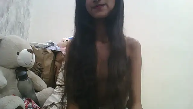 Snapshot of lily_9900 chatting on 02-16-26, 07:10 lily 9900 online show from 02-16-26, 07:10