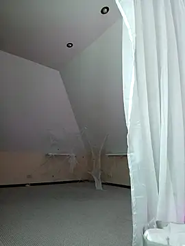 Snapshot of Liann_Stark chatting on 11-20-25, 06:24 Liann Stark online show from 11-20-25, 06:24