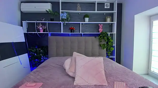 SabrinaSharm online show from 02-22-26, 01:09