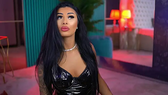 ArabellaPosh online show from 10-24-25, 05:04