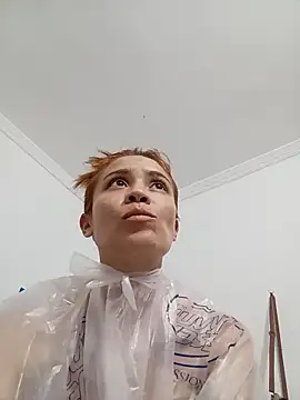 dulcelatin21 online show from 10-02-25, 07:10