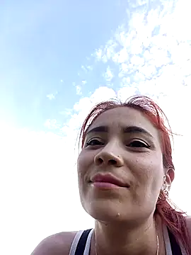 dulcelatin21 online show from 10-05-25, 09:34