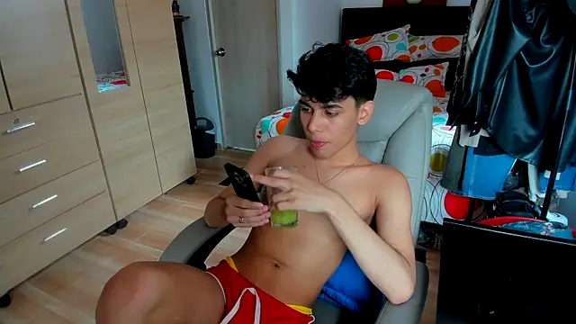 AliottTwink online show from 06-01-26, 03:58