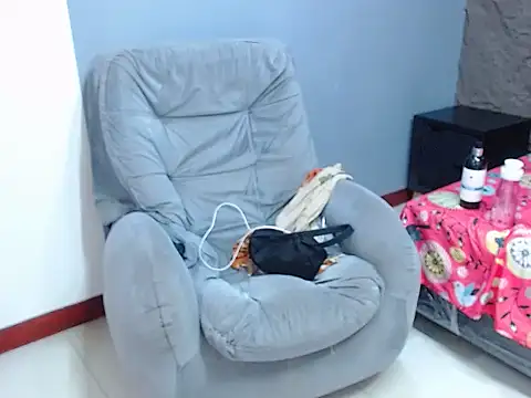 sanabeltits202cl online show from 10-11-25, 03:17