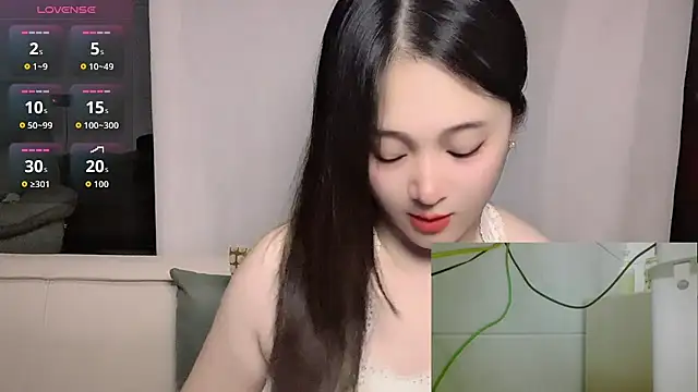 Snapshot of woaiqinqin chatting on 07-21-26, 04:20 woaiqinqin online show from 07-21-26, 04:20