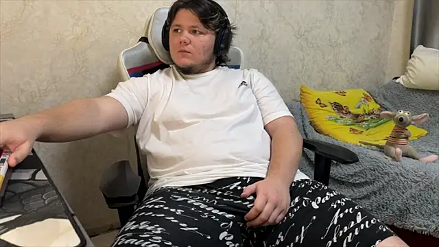 desiredude9 online show from 10-08-25, 06:05