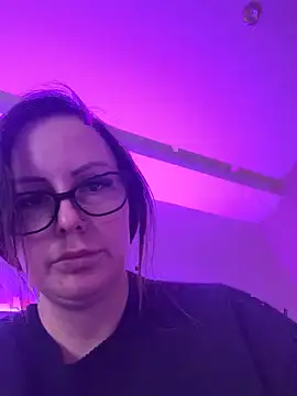 nightingale27 online show from 10-22-25, 08:08