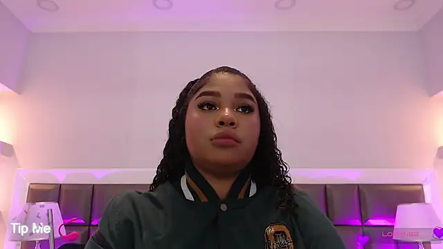 LennaEvans online show from 10-18-25, 11:33