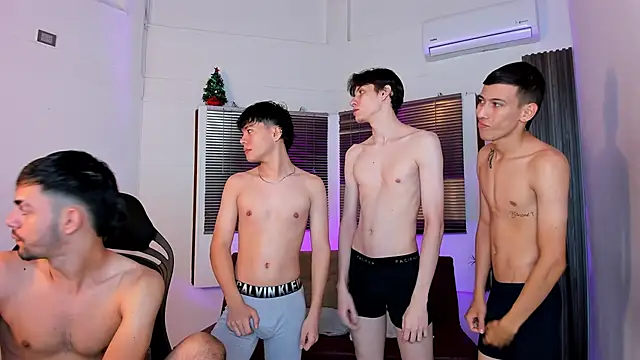 Snapshot of Horny_BoysW chatting on 12-20-25, 01:18 Horny BoysW online show from 12-20-25, 01:18