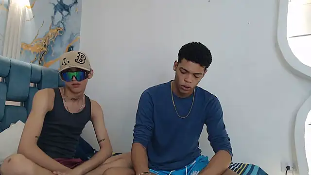 PRETTY FEM online show from 01-11-26, 01:21