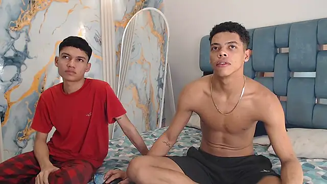 PRETTY FEM online show from 04-16-26, 01:39