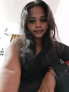 Snapshot of Aaradhya_Sharma chatting on 02-10-26, 06:12 Aaradhya Sharma online show from 02-10-26, 06:12