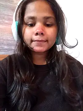 Snapshot of Aaradhya_Sharma chatting on 02-20-26, 01:11 Aaradhya Sharma online show from 02-20-26, 01:11