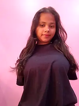 Snapshot of Aaradhya_Sharma chatting on 02-21-26, 04:02 Aaradhya Sharma online show from 02-21-26, 04:02