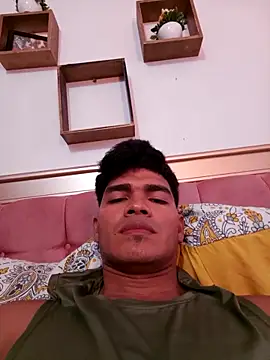 Snapshot of caspinth chatting on 09-27-25, 05:51 caspinth online show from 09-27-25, 05:51