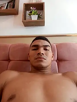 Snapshot of caspinth chatting on 10-25-25, 01:51 caspinth online show from 10-25-25, 01:51