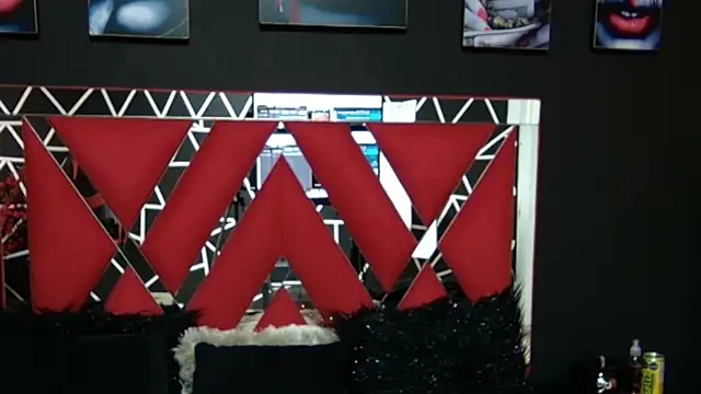 Snapshot of sany_noa chatting on 11-18-25, 07:18 sany noa online show from 11-18-25, 07:18