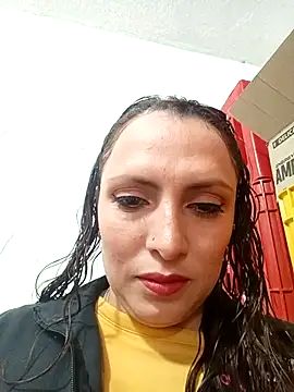 Snapshot of VERONICA__03 chatting on 09-18-25, 02:41 VERONICA 03 online show from 09-18-25, 02:41