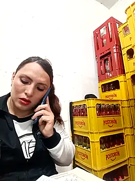 Snapshot of VERONICA__03 chatting on 09-24-25, 02:20 VERONICA 03 online show from 09-24-25, 02:20