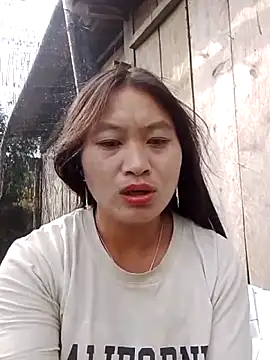 Snapshot of lusy-bae chatting on 10-11-25, 01:49 lusy-bae online show from 10-11-25, 01:49