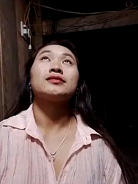 Snapshot of lusy-bae chatting on 10-16-25, 01:23 lusy-bae online show from 10-16-25, 01:23