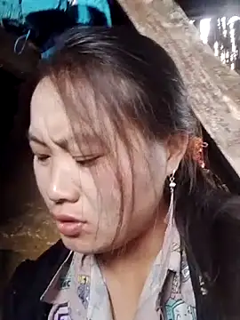 Snapshot of lusy-bae chatting on 10-26-25, 05:46 lusy-bae online show from 10-26-25, 05:46