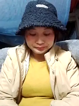 Snapshot of lusy-bae chatting on 12-18-25, 12:22 lusy-bae online show from 12-18-25, 12:22