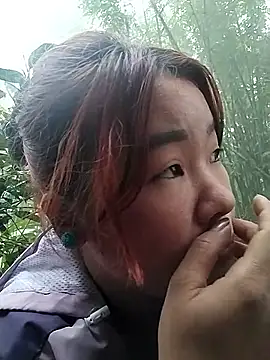 lylylove online show from 12-15-25, 01:10