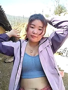 lylylove online show from 02-05-26, 06:07