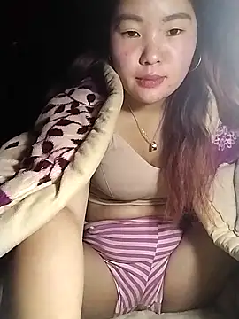 lylylove online show from 02-11-26, 01:10