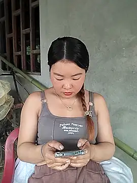 Snapshot of lylylove chatting on 06-17-26, 01:08 lylylove online show from 06-17-26, 01:08