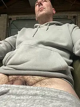 Richmcgee online show from 05-12-26, 07:22