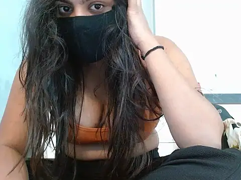 Vaani Singha online show from 11-13-25, 09:41