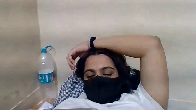 Vaani Singha online show from 05-28-26, 05:32