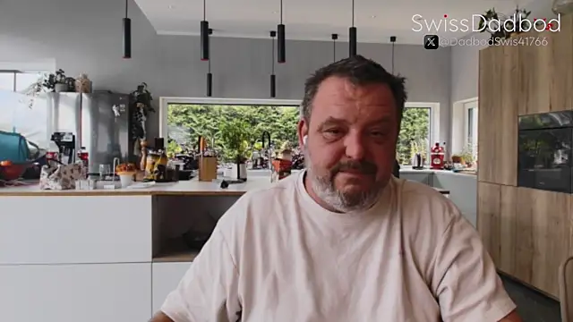 SwissDadbod online show from 09-25-25, 01:59