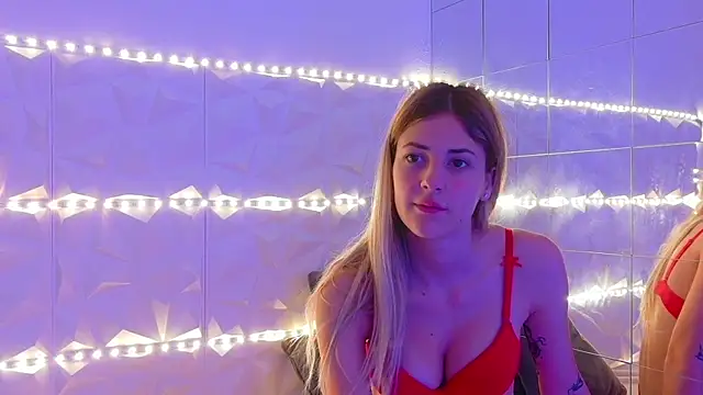 Aishha  online show from 09-11-25, 05:29