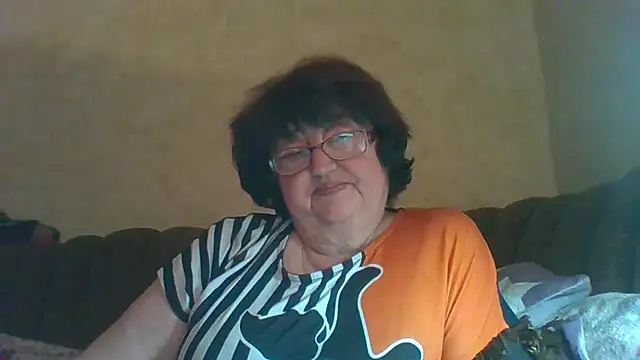 MilaSky5303 online show from 10-04-25, 08:45