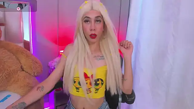 Snapshot of Darlyn_tenderhot__ chatting on 09-28-25, 10:26 Darlyn tenderhot online show from 09-28-25, 10:26