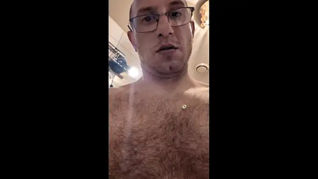 Snapshot of MC353535 chatting on 05-22-26, 12:07 MC353535 online show from 05-22-26, 12:07