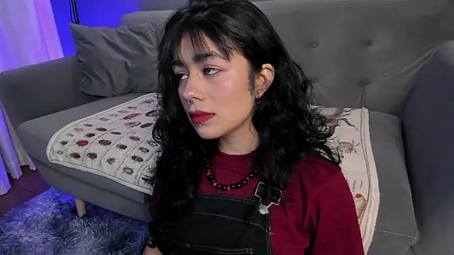 flower smith  online show from 03-06-26, 12:01