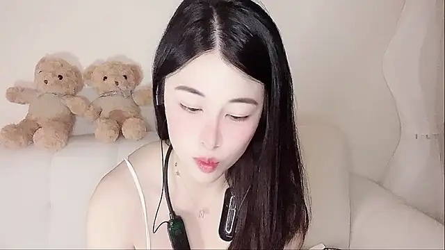 LuLu-Moon online show from 09-23-25, 01:03