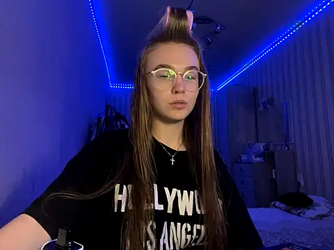 bellameow88 online show from 09-15-25, 12:49