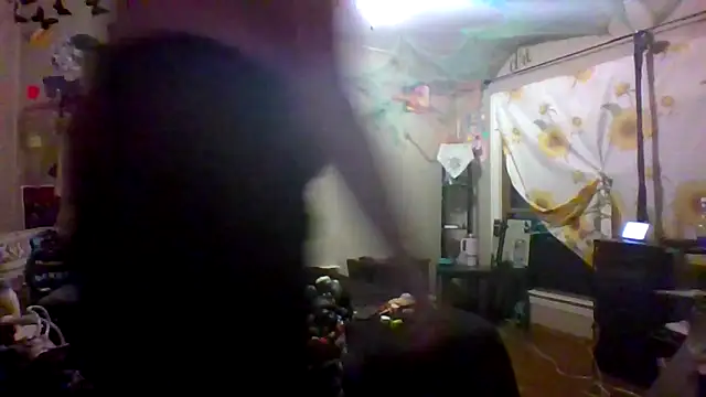 Snapshot of Bored_Grandma chatting on 09-19-25, 01:18 Bored Grandma online show from 09-19-25, 01:18