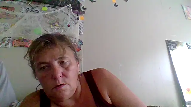 Snapshot of Bored_Grandma chatting on 09-19-25, 07:03 Bored Grandma online show from 09-19-25, 07:03